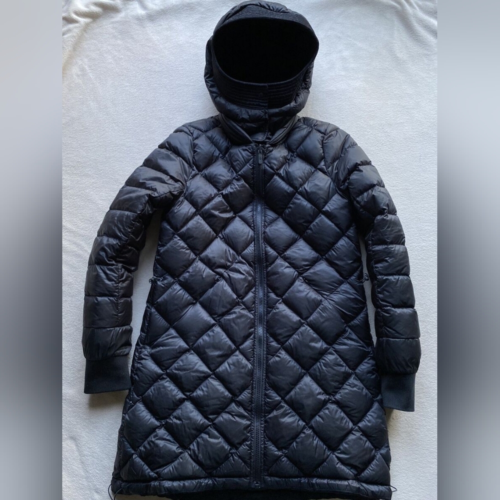 Lululemon No Shivers Down Parka size 12 black